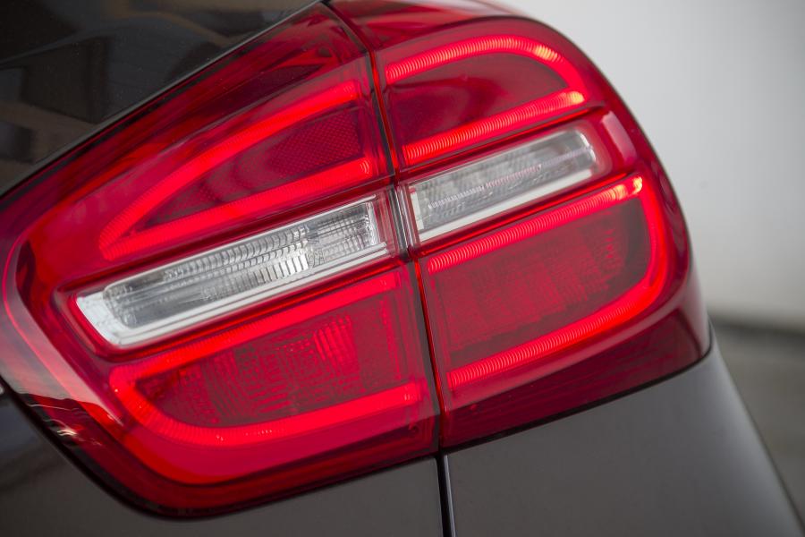 Mercedes-Benz GLA200 CDI 2014 года  (UK) (фото 33 из 46)